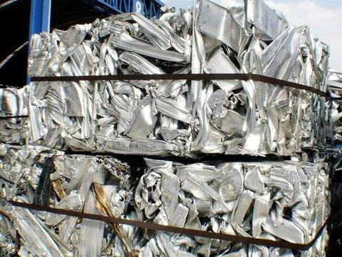 Benefits of Recycling Aluminum Scrap / Beneficios del reciclaje de chatarra de aluminio